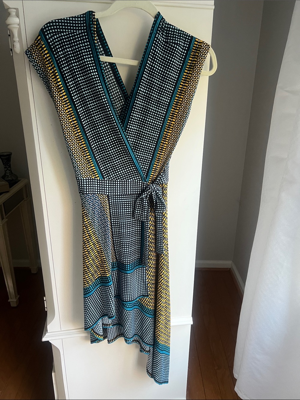 BCBG Max Azria Sleeveless Wrap Dress in Black, White & Teal with Yellow Accents